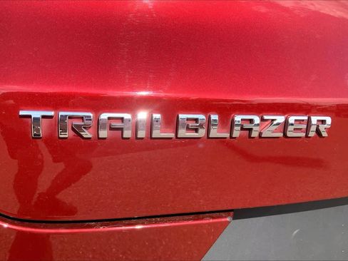 Used 2022 Chevrolet TrailBlazer LS image 9