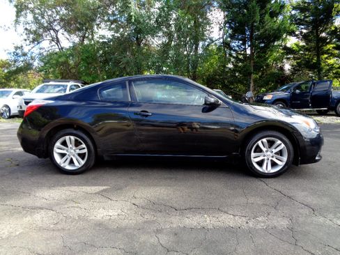 Used 2011 Nissan Altima 2.5 S image 4