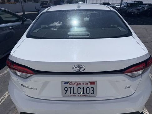 Used 2025 Toyota Corolla LE image 8