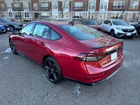 Used 2024 Honda Accord Sport image 17
