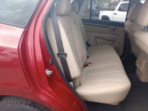 Used 2011 Hyundai Santa Fe GLS image 13