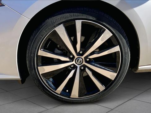 Used 2022 Nissan Altima 2.5 SR image 10