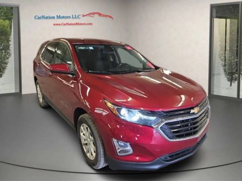 Used 2018 Chevrolet Equinox LT image 1