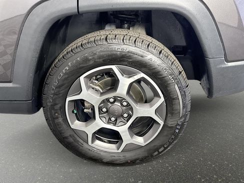 Used 2022 Jeep Compass Trailhawk w/ Trailhawk Elite Group image 31