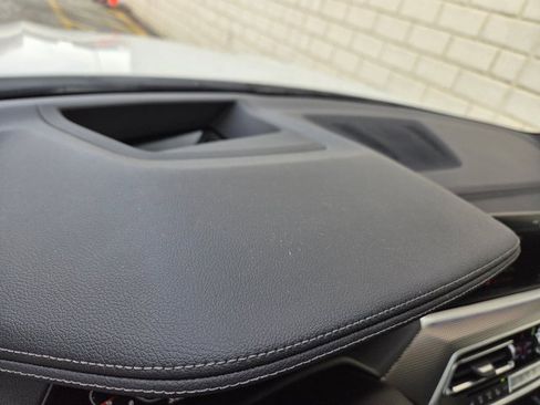 Used 2023 BMW X5 xDrive40i w/ Executive Package image 22