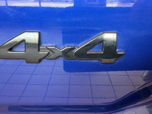 Used 2023 Toyota Tacoma SR5 w/ Technology Package AWD/4WD image 37