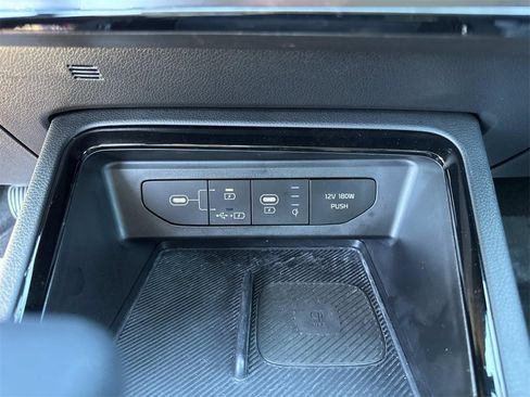 Used 2025 Kia K5 EX image 19