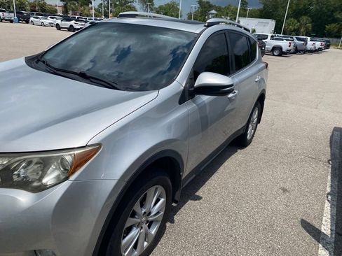 Used 2014 Toyota RAV4 Limited FWD image 3