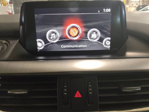 Used 2017 MAZDA MAZDA6 Grand Touring image 25