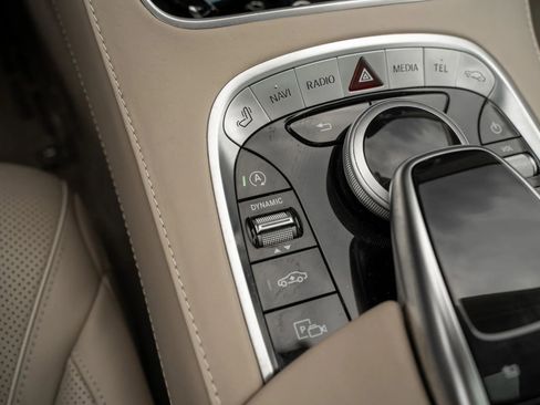 Used 2019 Mercedes-Benz S 560 4MATIC Sedan image 31