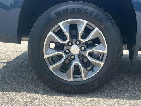 Used 2019 Chevrolet Silverado 1500 LT w/ All-Star Edition AWD/4WD image 37