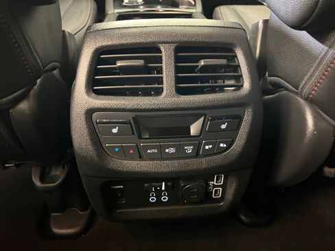 Used 2020 Honda Pilot Black Edition image 33