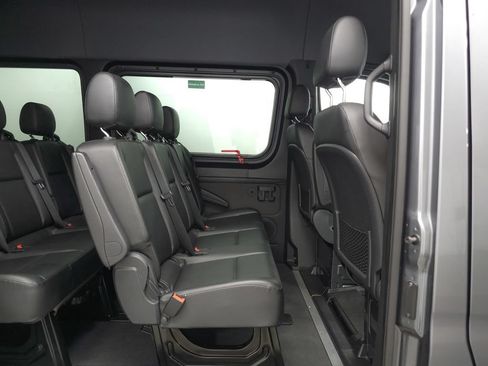 Used 2024 Mercedes-Benz Sprinter 2500 image 24