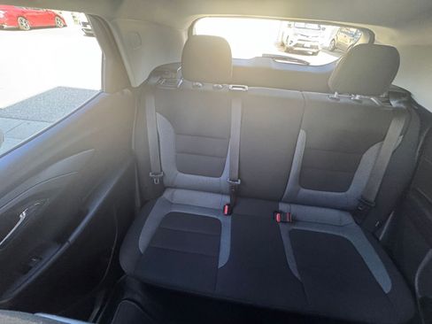 Used 2025 Chevrolet TrailBlazer LT image 37