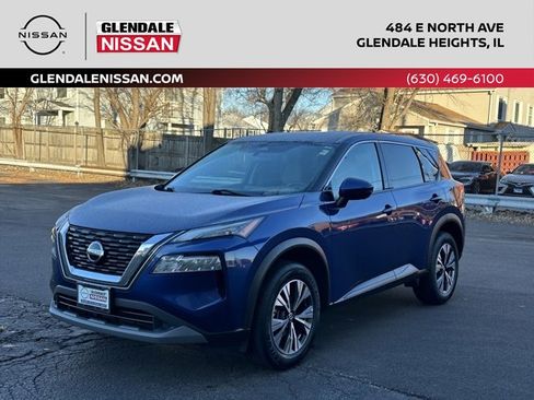 Used 2021 Nissan Rogue SV image 1