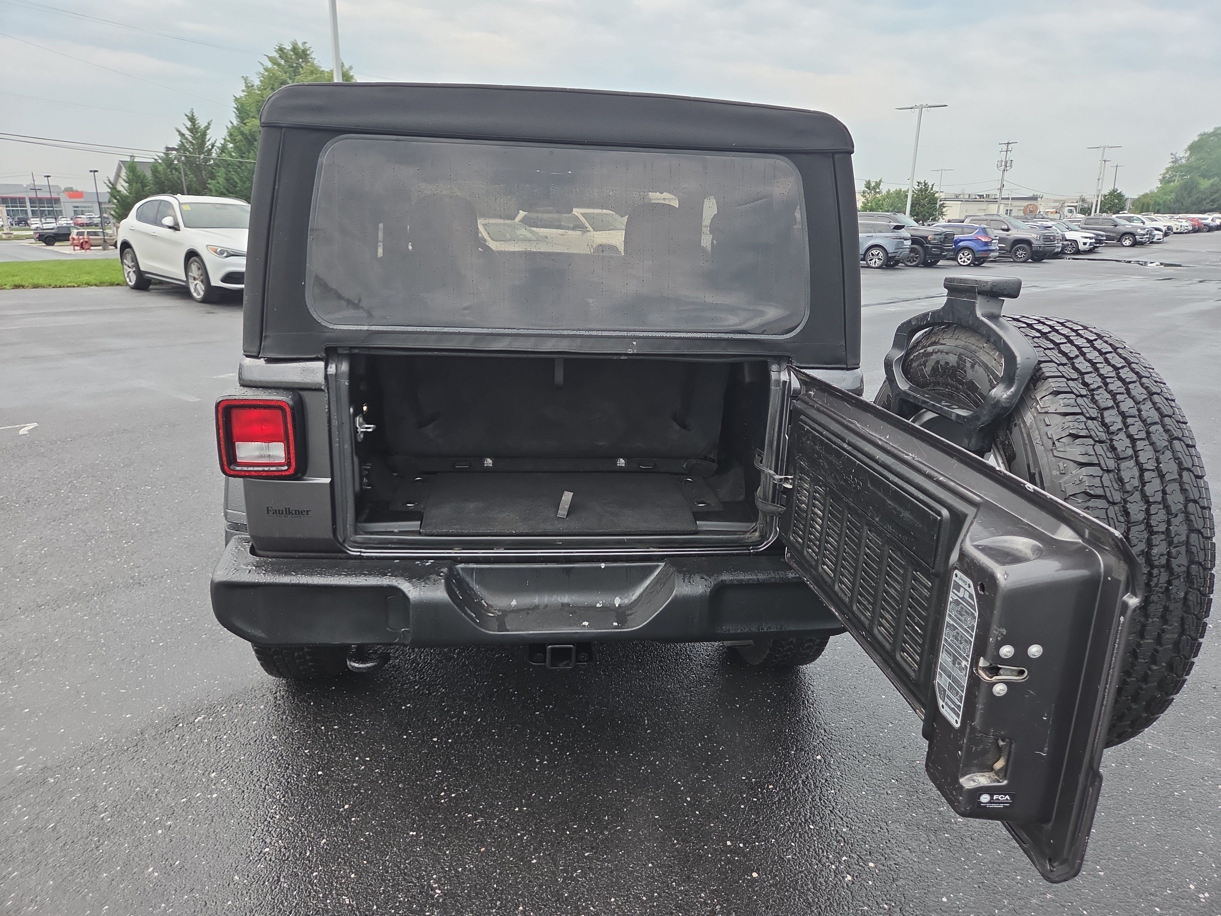 Used 2022 Jeep Wrangler Sport AWD/4WD image 24
