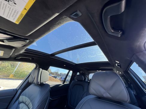 New 2026 BMW X7 xDrive40i w/ M Sport Package image 21