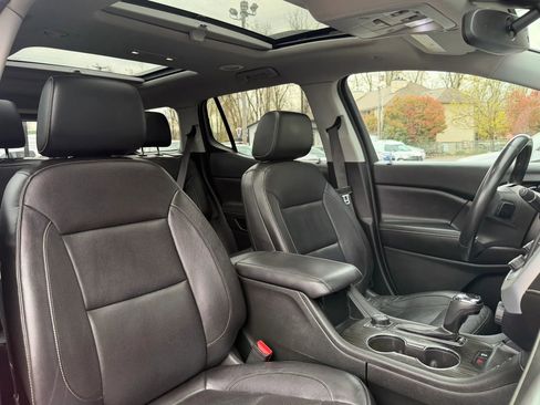 Used 2017 GMC Acadia SLT image 27