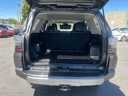 Certified 2023 Toyota 4Runner TRD Off-Road Premium w/ Moonroof Package AWD/4WD image 15
