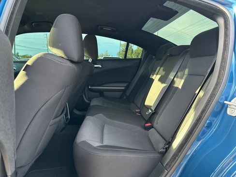Used 2022 Dodge Charger SXT w/ Driver Convenience Group RWD image 13