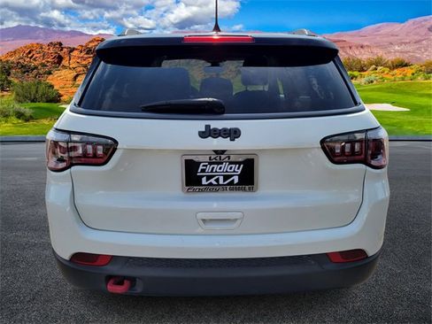 Used 2020 Jeep Compass Trailhawk image 5