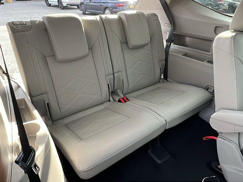 New 2026 Volkswagen Atlas SE image 14