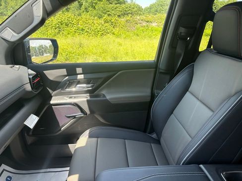 New 2026 Chevrolet Silverado EV Trail Boss w/ Plus Package AWD/4WD image 17