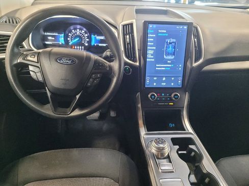 Used 2021 Ford Edge SE FWD image 22