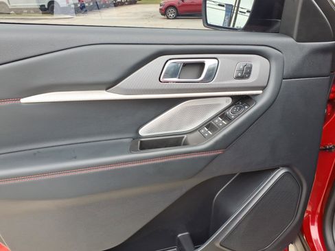 Used 2025 Ford Explorer ST w/ Sun And Sound Package RWD image 13