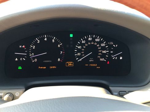 Used 2004 Lexus LS 430 image 36