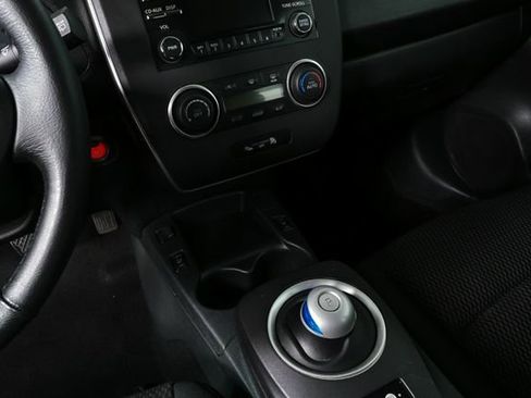 Used 2015 Nissan Leaf S w/ Charge Package image 18