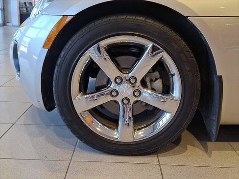 Used 2007 Pontiac Solstice GXP w/ Premium Package RWD image 9