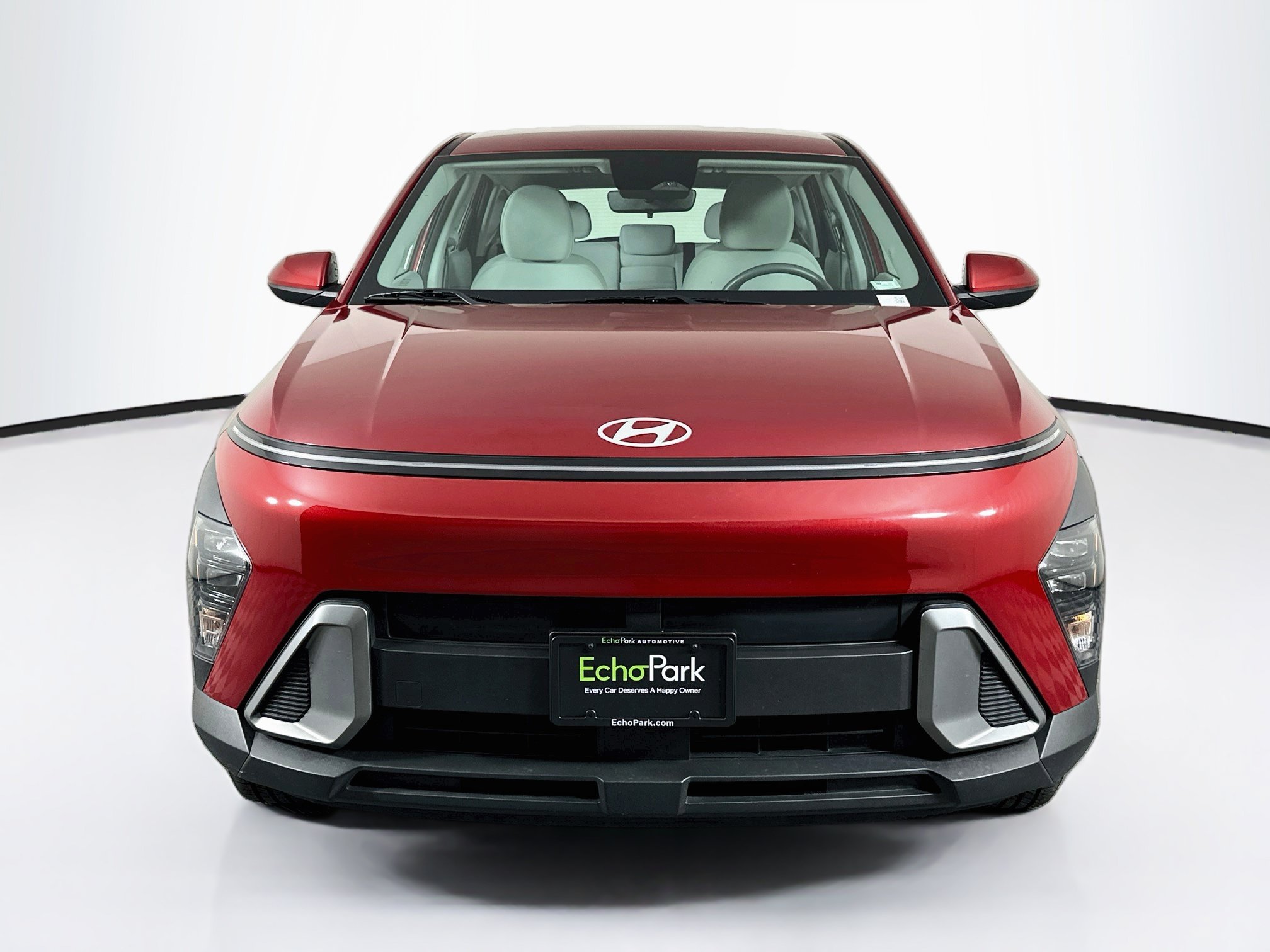 Used 2025 Hyundai Kona SE AWD/4WD image 2
