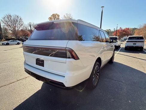 New 2025 Lincoln Navigator L Black Label image 7