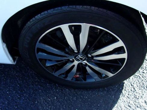 Used 2019 Honda Fit EX image 8