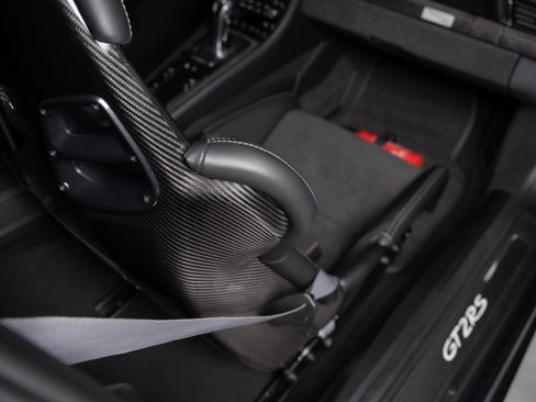 Used 2018 Porsche 911 GT2 RS RWD image 43