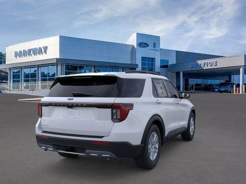 New 2026 Ford Explorer Active image 8