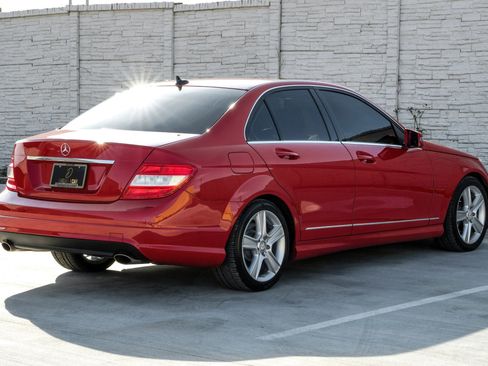Used 2011 Mercedes-Benz C 300 Sedan w/ Premium 1 Pkg image 11