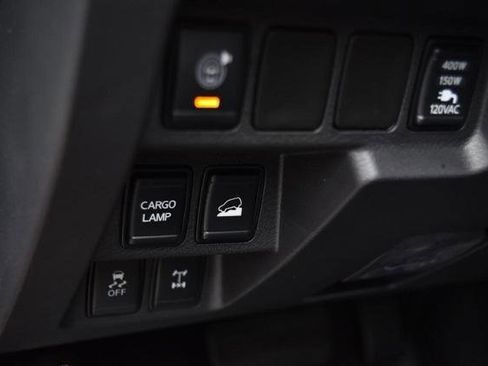 Certified 2025 Nissan Frontier PRO-4X w/ Pro Premium Package image 15