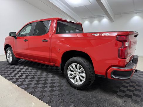 Used 2023 Chevrolet Silverado 1500 Custom image 5