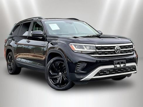 Used 2022 Volkswagen Atlas SE w/ Panoramic Sunroof Package AWD/4WD image 3
