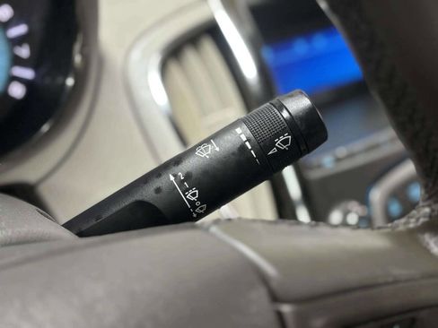 Used 2010 Buick LaCrosse CXL w/ Luxury Package image 33