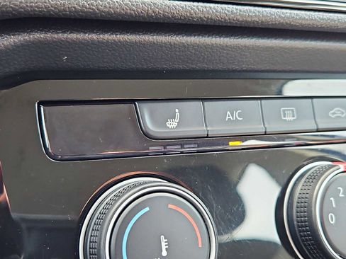 Certified 2024 Volkswagen Taos S AWD/4WD image 18