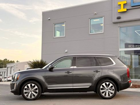 Used 2022 Kia Telluride S AWD/4WD image 12
