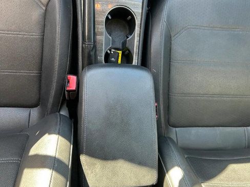 Used 2018 Volkswagen Passat 2.0T SE w/ SE Lighting Package image 27