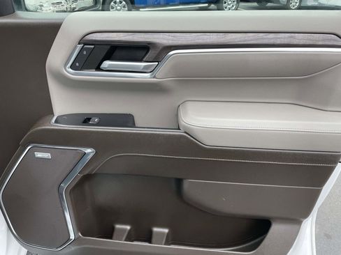 Used 2024 Chevrolet Silverado 1500 LTZ image 40