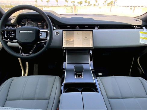 New 2026 Land Rover Range Rover Evoque S image 7