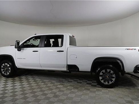 New 2025 Chevrolet Silverado 2500 Custom w/ Custom Value Package image 4