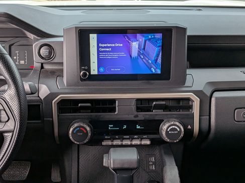 Certified 2025 Toyota Tacoma SR AWD/4WD image 3