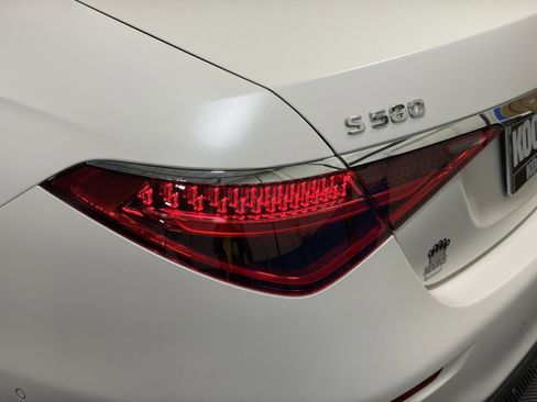 Used 2023 Mercedes-Benz S 580 4MATIC Sedan image 18